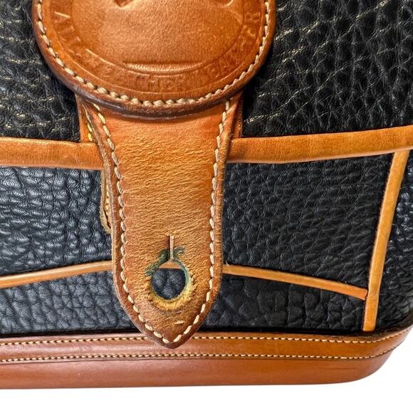 Dooney & Bourke Pebble Leather Black Tan Adjustable Shoulder Strap Crossbody Bag - Picture 6 of 11